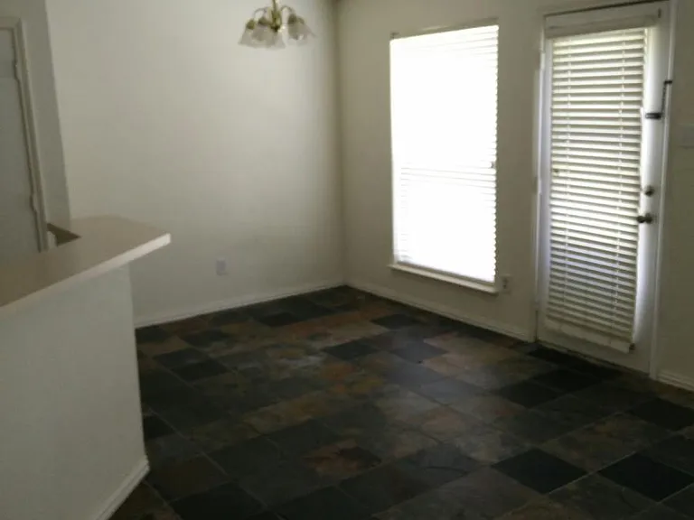 2700 Jennie Wells Dr — Photo 8