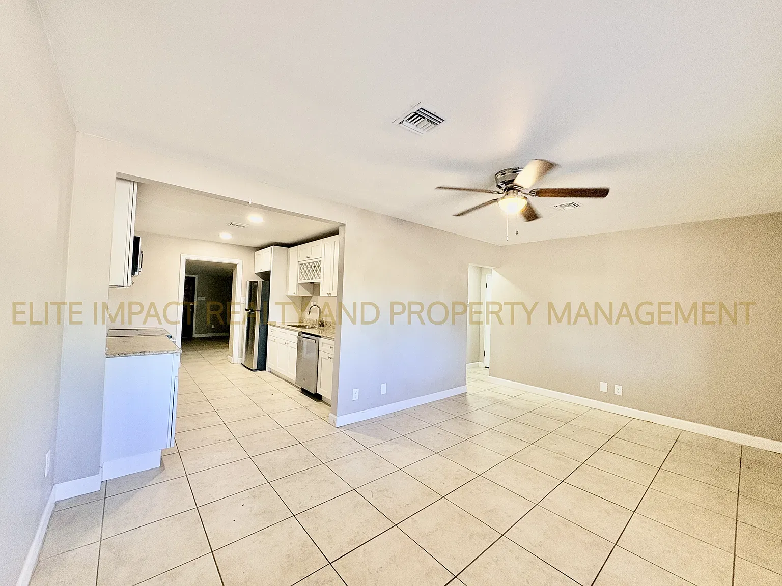 2637 North Wilson Avenue - A — Photo 3