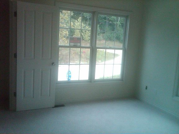 spare bedroom or den 