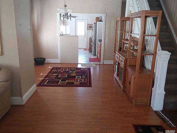 2nd image of 1392 Langdon Blvd