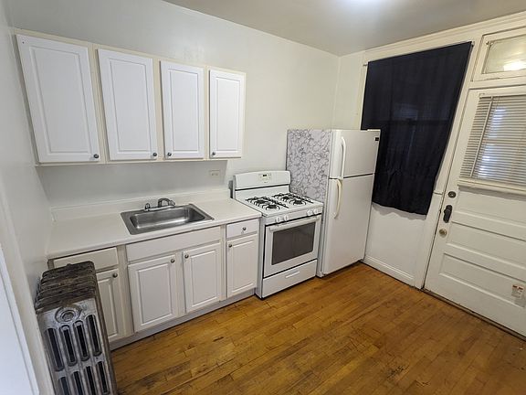 3rd image of 6338 W Raven St APT 1A