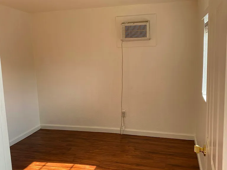 3382 Eucalyptus Ave #A — Photo 15
