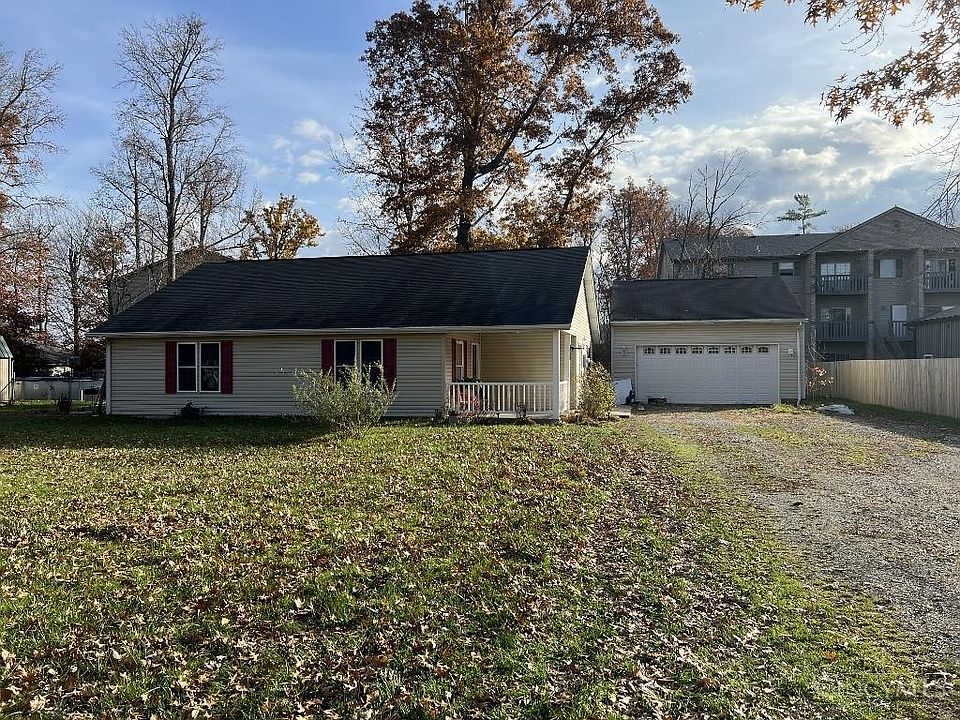 1st image of 307 Dogwood Ln