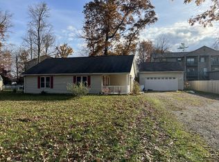 307 Dogwood Ln, Milan, IN 47031