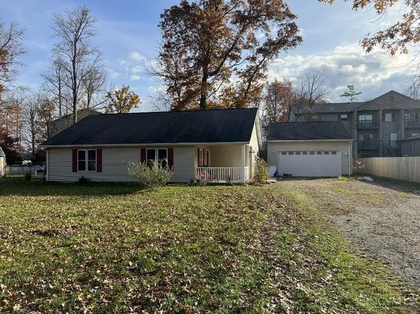 307 Dogwood Ln, Milan, IN 47031