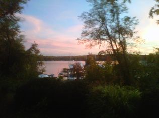 1532 Widows Mite Rd, Edgewater, MD 21037