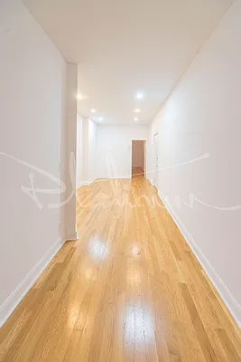 Rented by Platinum Properties | media 52