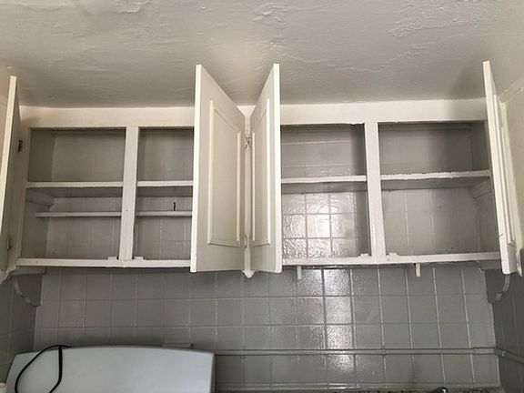 4th image of 208 Madison Ave #3
