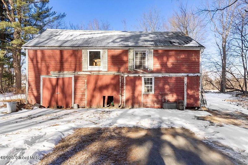3rd image of 2003 Brookview Road