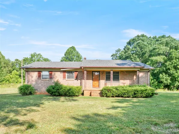 114 Powerhouse Rd, Lawndale, NC 28090