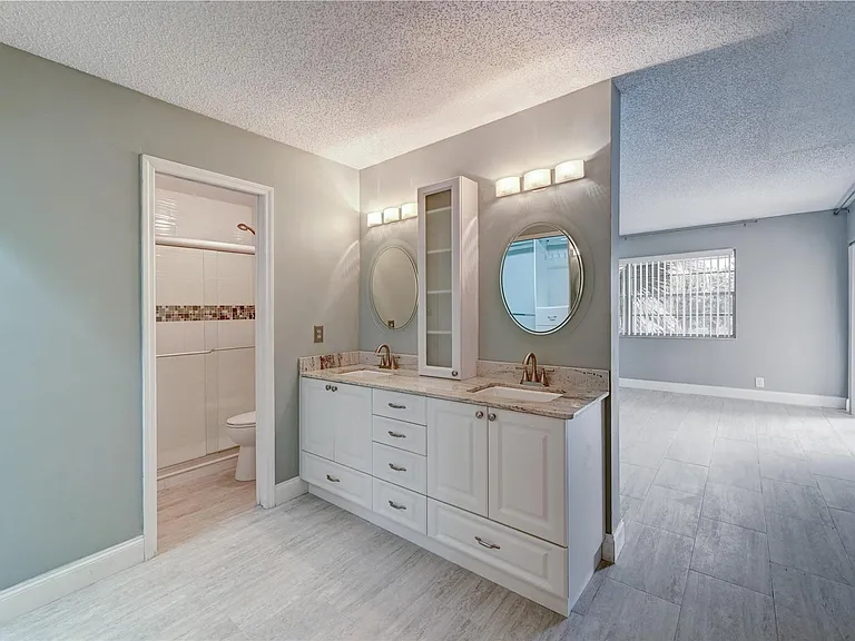 8760 Azalea Ct #203 — Photo 17