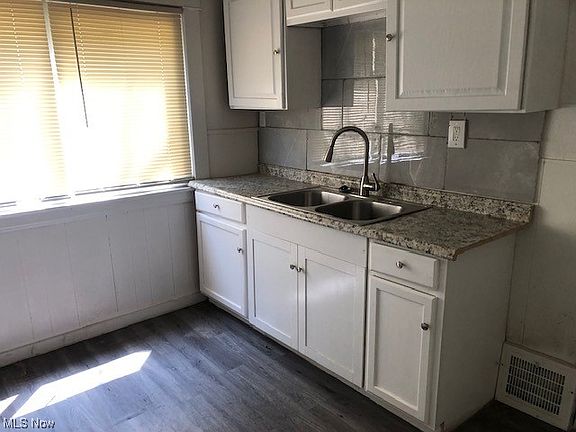 5th image of 2966 E 67th St
