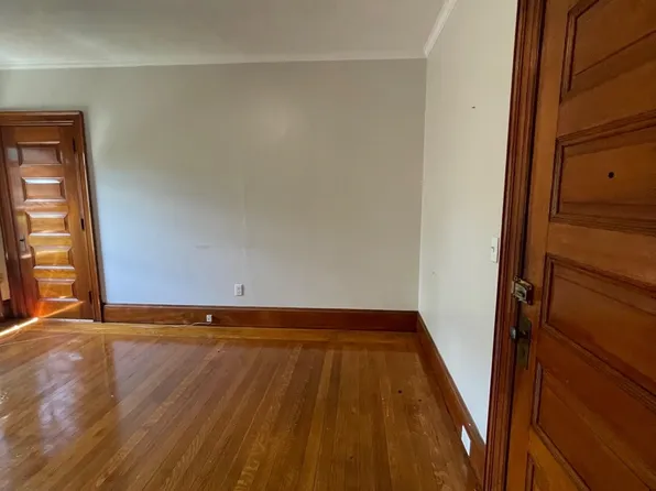 126 Melrose St APT 5, Providence, RI 02907