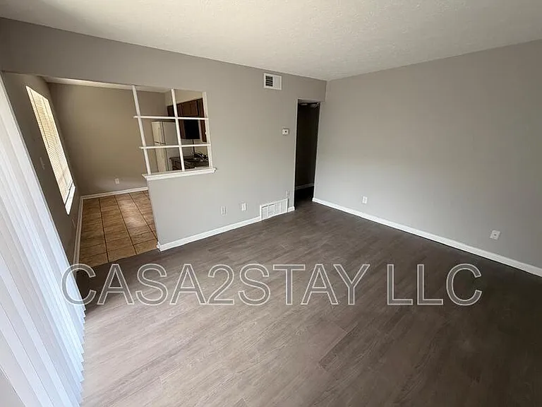 5106 Malibu Ct #32 — Photo 3