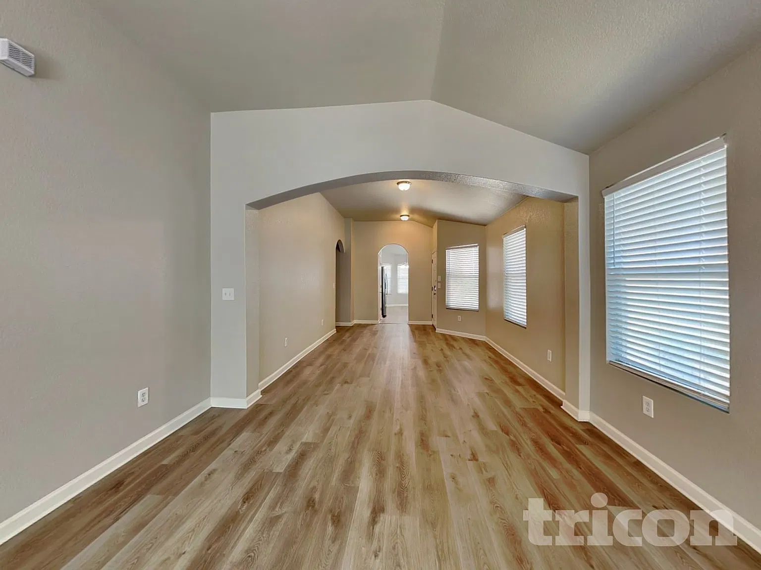 9822 Vandenberg Way San Antonio TX — Photo 2