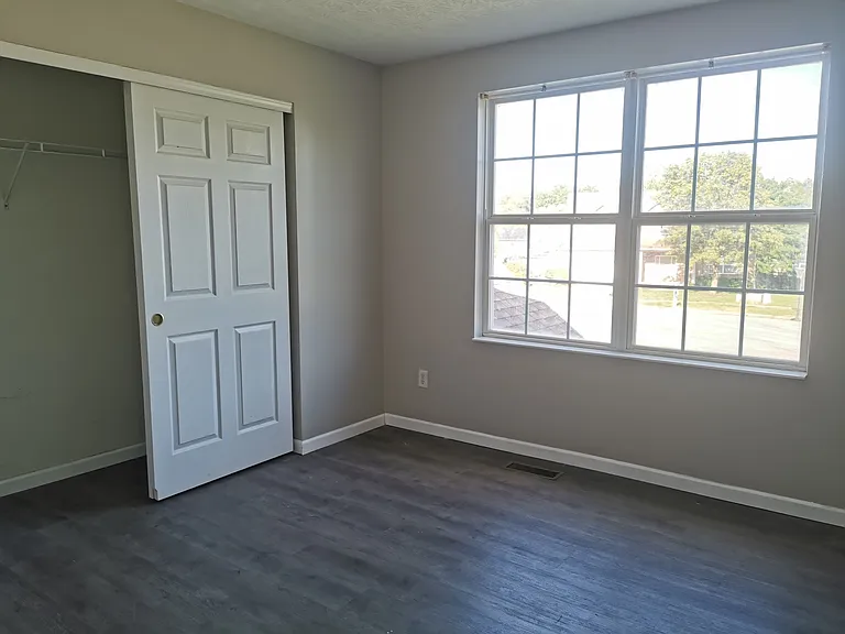 7867 Winding Creek Ct — Photo 14
