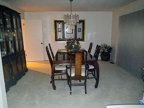 3rd image of 23550 Coventry Woods Ln