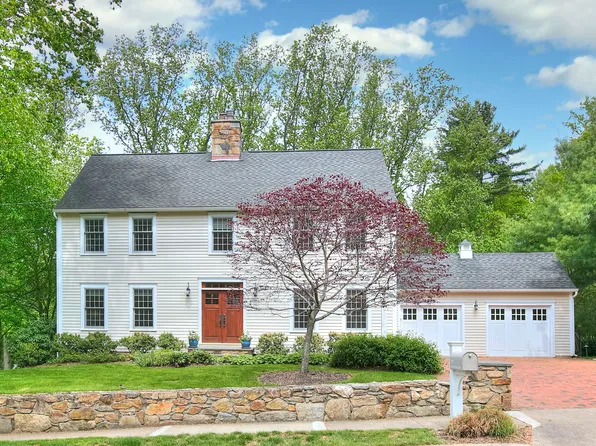 127 College Park Drive, Fairfield, CT 06824