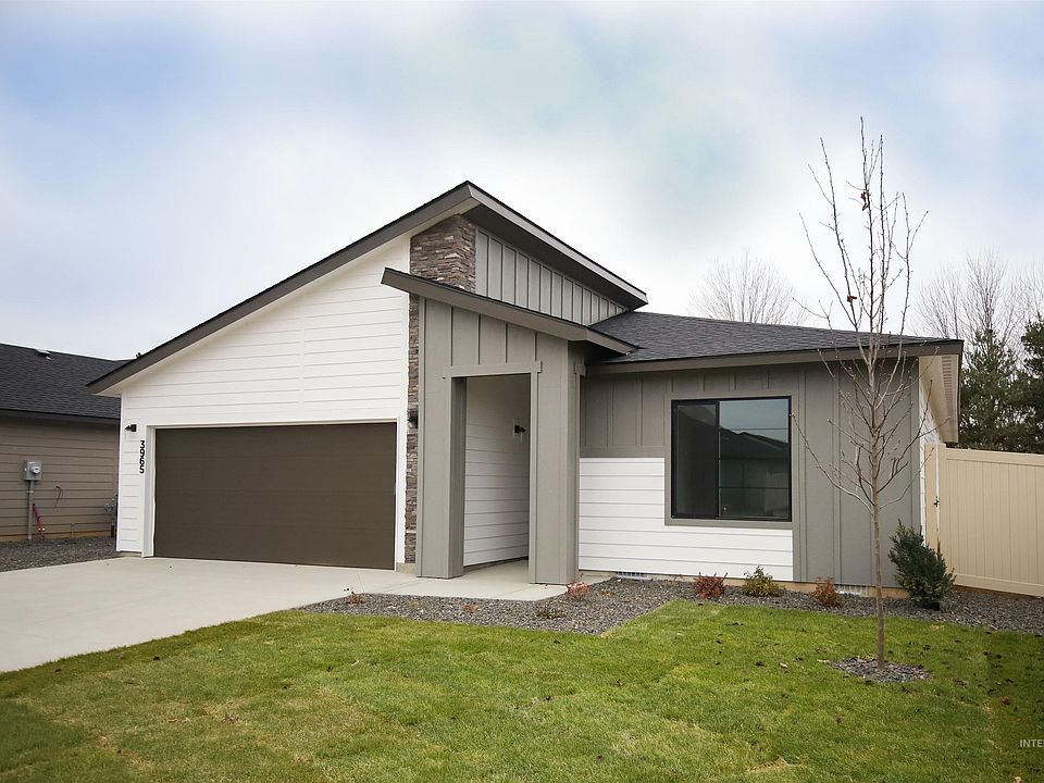 1st image of 3965 N Amberwood Ave