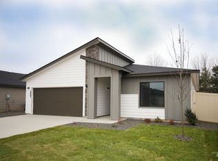 3965 N Amberwood Ave, Meridian, ID 83646