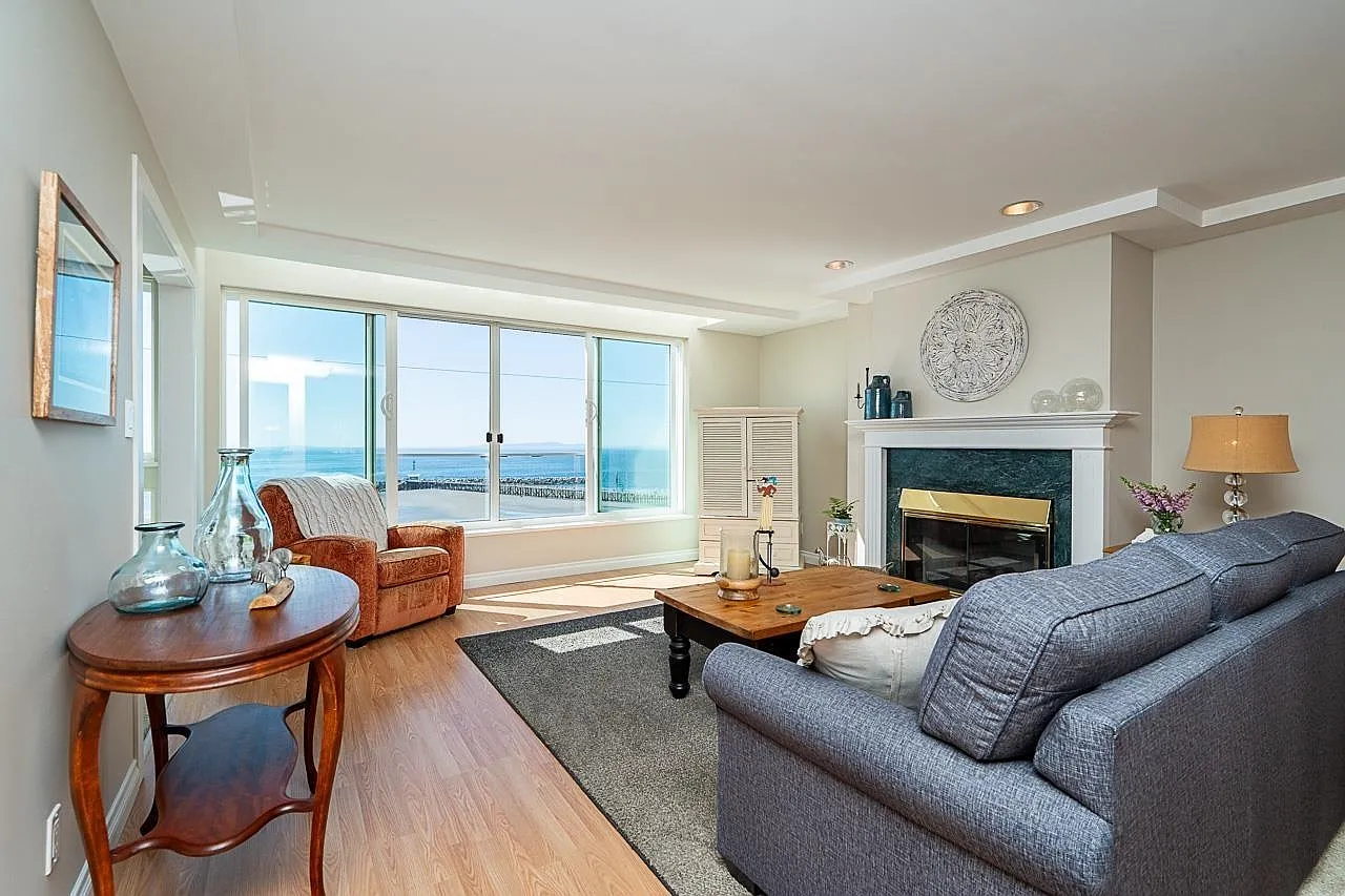 2 bed, 1255 sqft, $3,200 — Photo 2