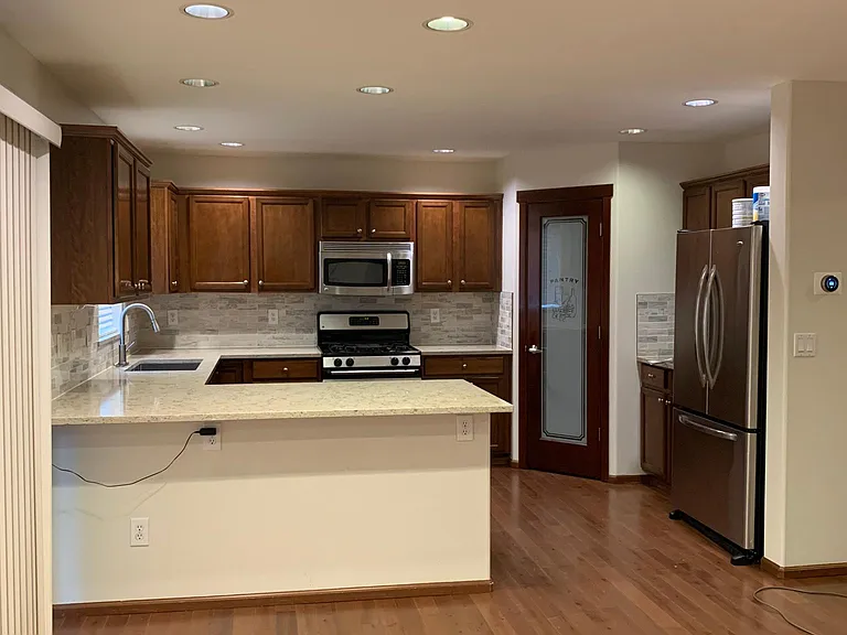 2901 158th Pl SW — Photo 4