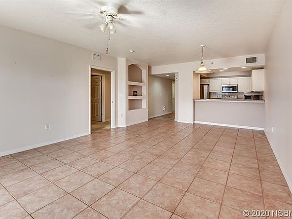 5th image of 5300 S Atlantic Ave APT 3303