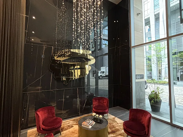 11 Yorkville Ave #5006 — Photo 4