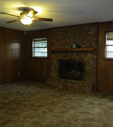 3rd image of 119 Forest Dr