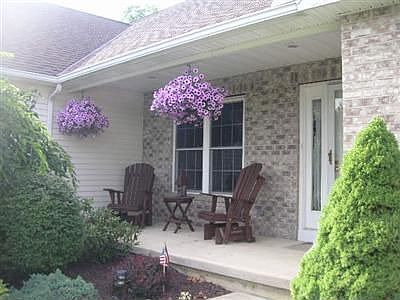 3rd image of 4175 Cherryshire Dr