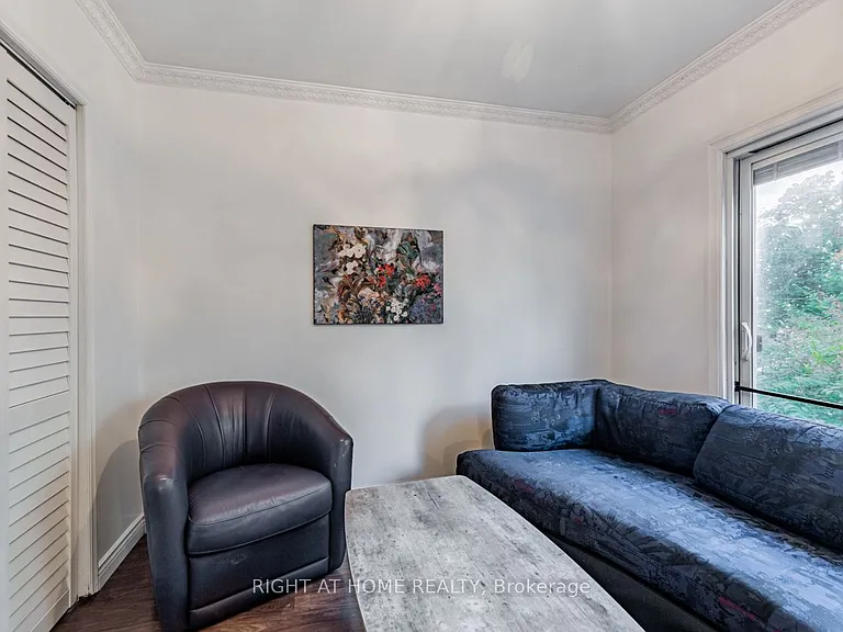 110A Harewood Ave — Photo 4