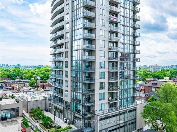 1486 Bathurst St #1303, Toronto, ON M5P 0A5