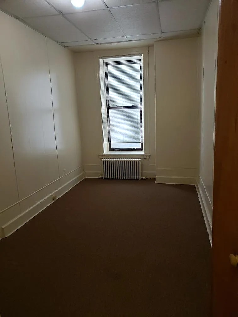 2 bed, 1400 sqft, $1,250 — Photo 4
