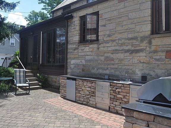 Outdoor Kitchen3