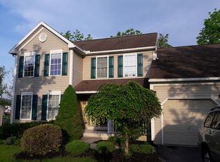 23 Bowes Ln, Reading, PA 19606