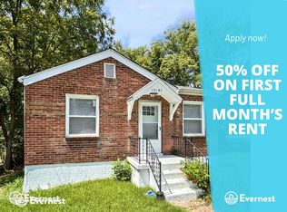 10197 Green Valley Dr, Saint Louis, MO 63136