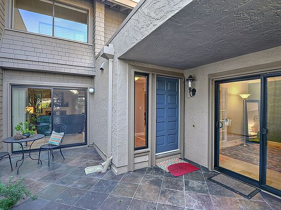 2nd image of 1685 Sandyrock Ct
