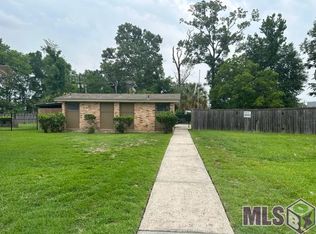 8299 Franwood Dr, Baton Rouge, LA 70806