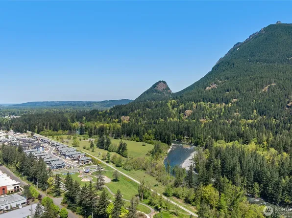 1976 SE 12th Street #1105, North Bend, WA 98045