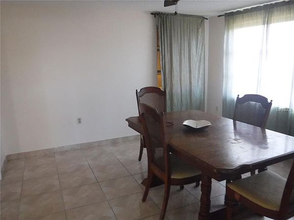 4th image of 3507 Holiday Lake Dr