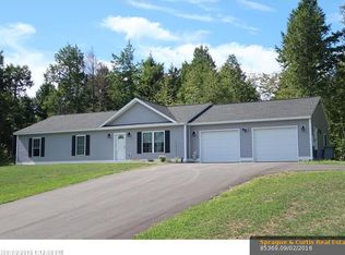 69 Stone Gate Xing, Chelsea, ME 04330