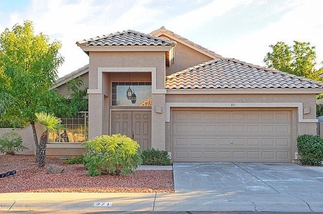 1st image of 371 W Calle De Caballos