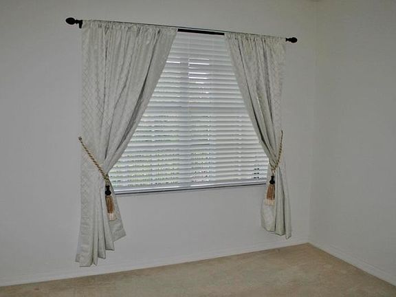 5th image of 358 SE Rogers Ct #358
