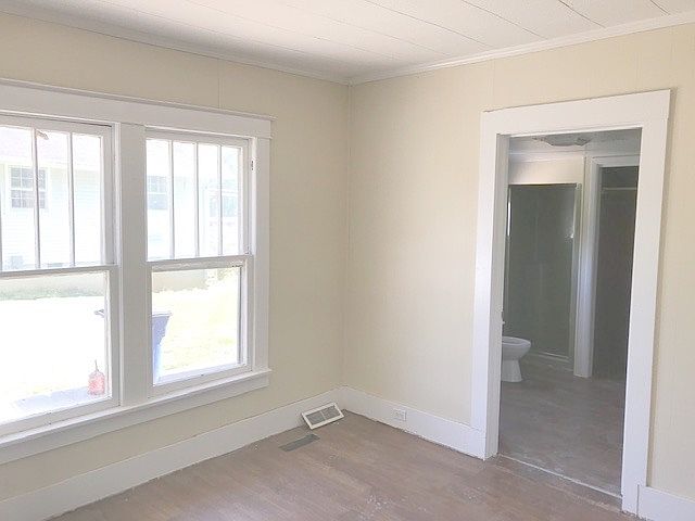 2nd image of 628 S Brittain St