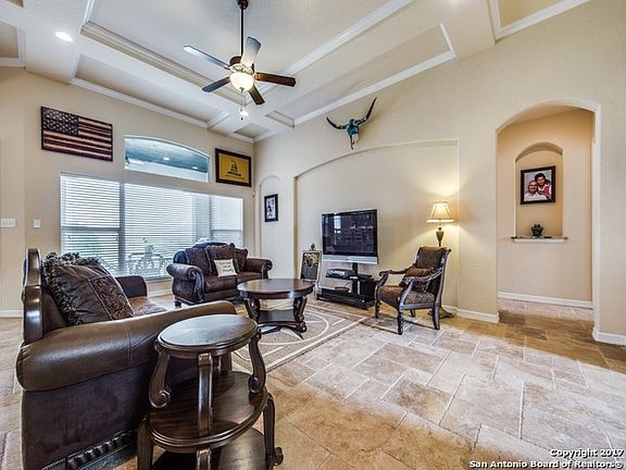 5th image of 220 Triple Bend Dr