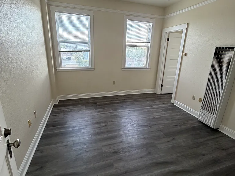 432 Main St #213 — Photo 3