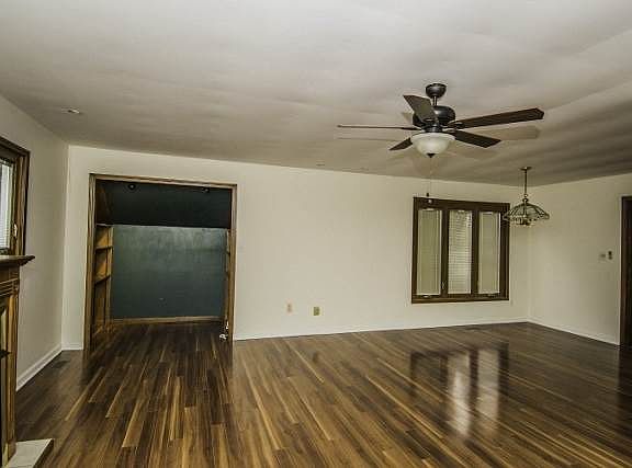 3rd image of 3627 E Crystal Valley Dr