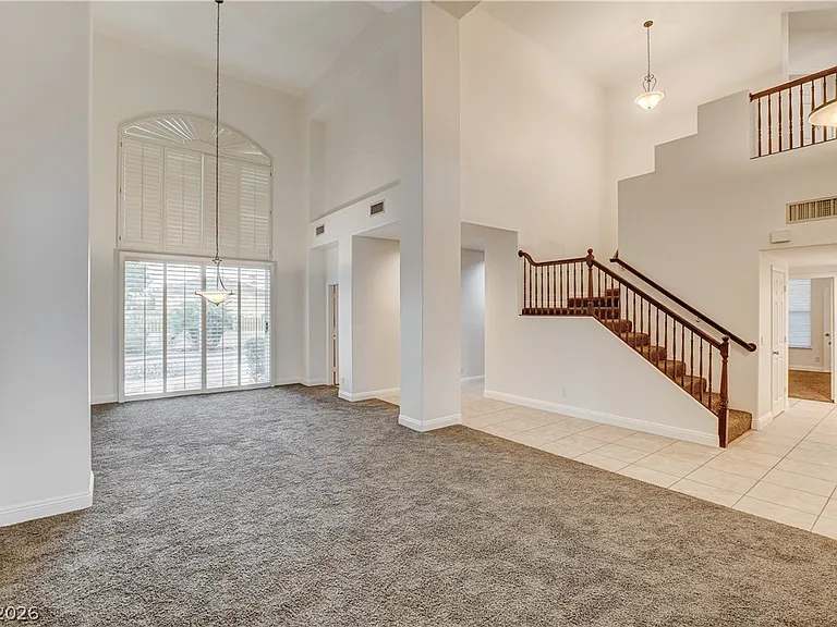 136 Ultra Dr — Photo 3