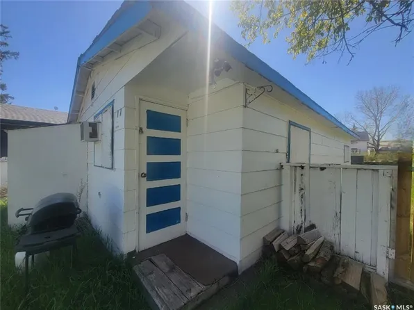 1010 Sylvan STREET, Cochin, SK S0M 0L0