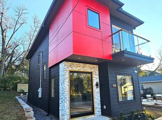 316 E Quilly St, Griffin, GA 30223
